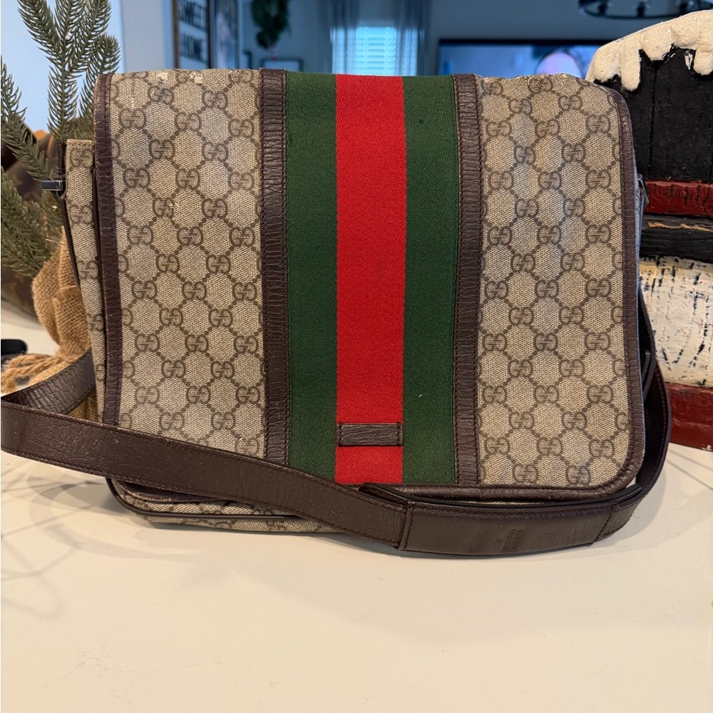 Gucci Beige and Brown Unisex Messenger Bag Authentic Paper!